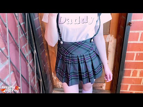 ❤️ Schoolgirl nyedot kontol rumiyin lan jancok tinimbang kelas. ️ Porno ing kita% jv.porngifmag.ru%